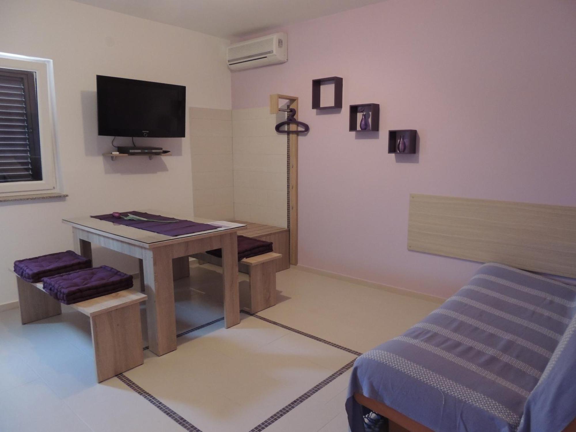Apartments Denona Новаля Екстер'єр фото